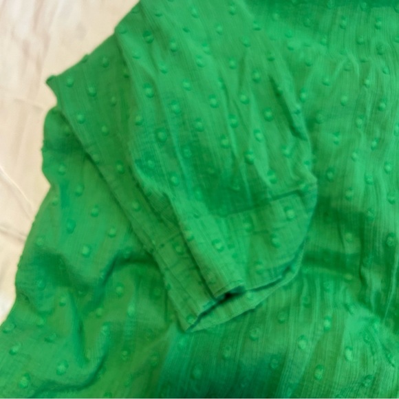 Denim&Co Green Textured Button-Front Shirt - Picture 4 of 9